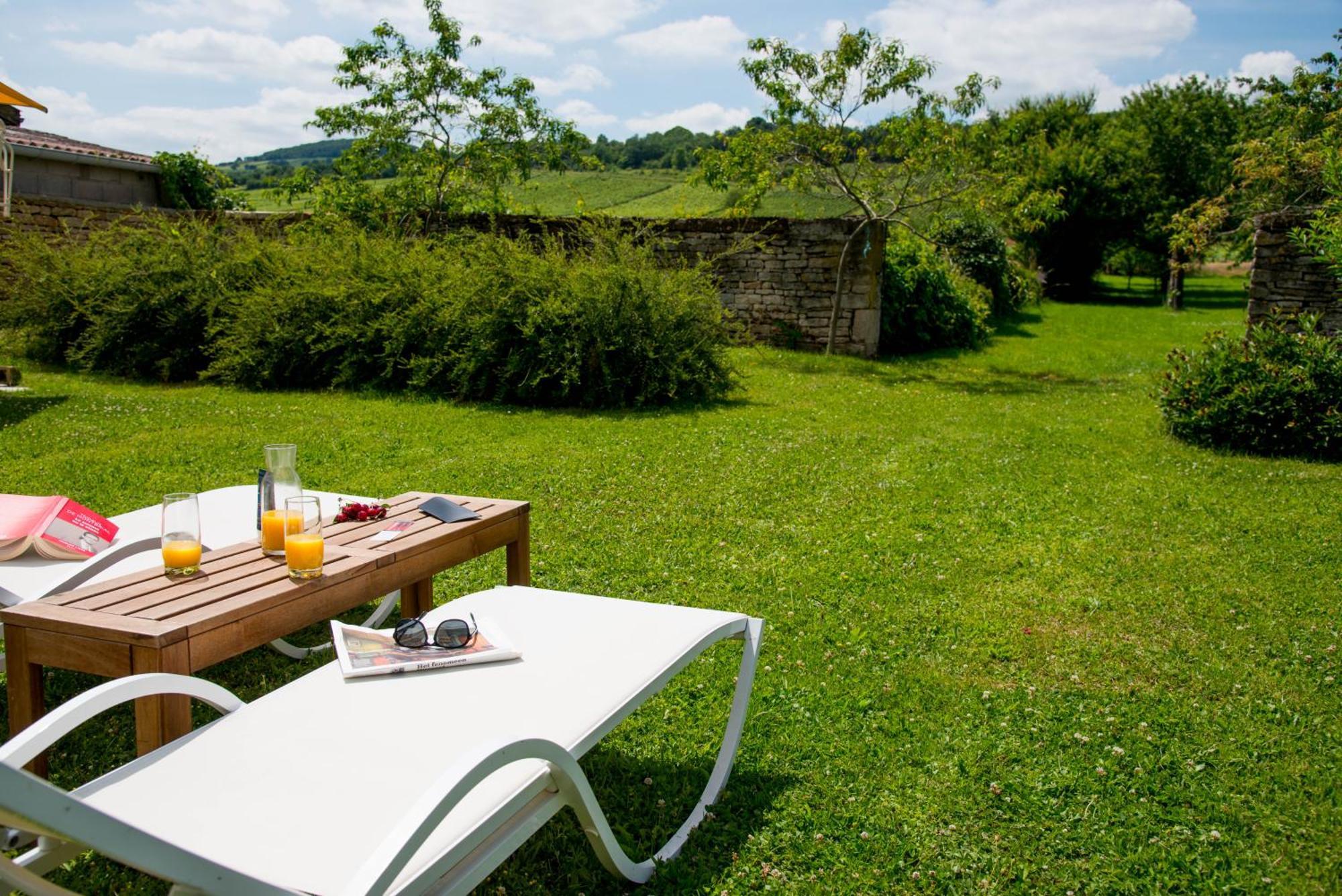 Le Logis D'Aze Bed & Breakfast Exterior photo